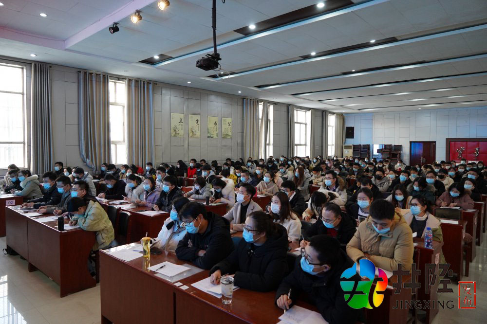 县委常委,组织部长胡文茹出席开班仪式并讲话.
